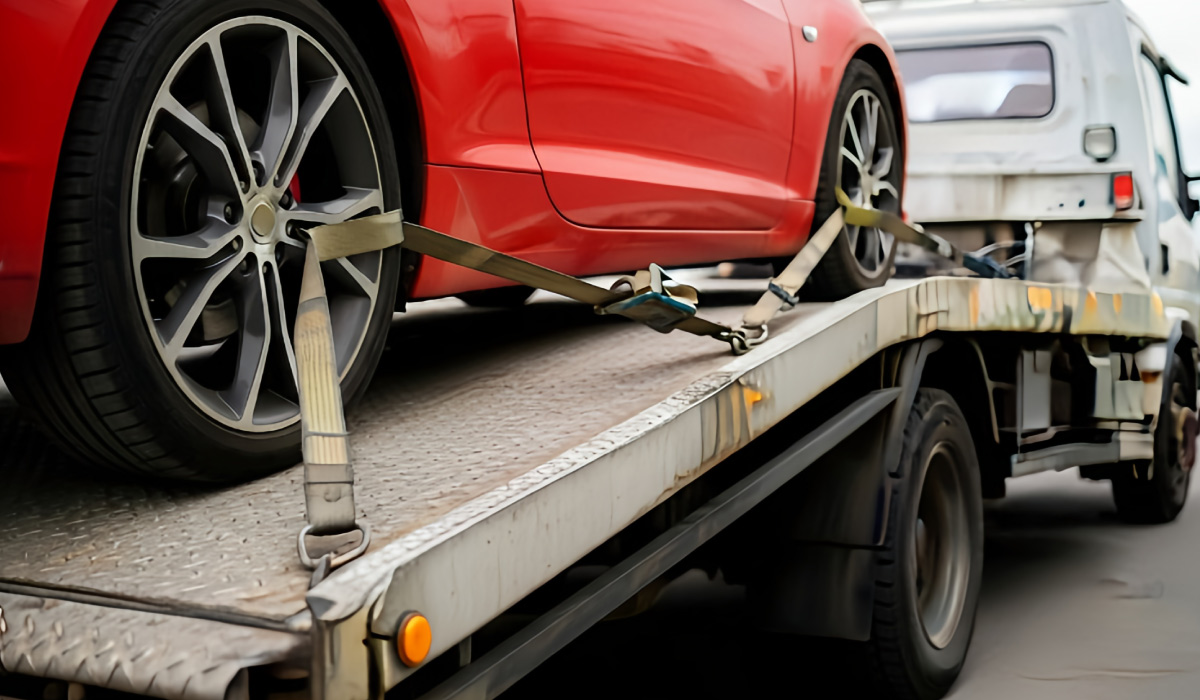 突然の故障も積載車・レッカー車で引き取り